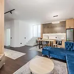 The Center Penthouse By Ps Appartamento
