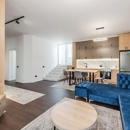 דירה The Center Penthouse By Ps *