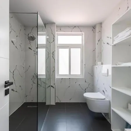 The Center Penthouse By Ps * Durrës