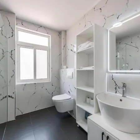 公寓 The Center Penthouse By Ps Durrës