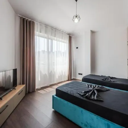 The Center Penthouse By Ps Durrës