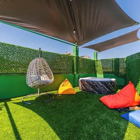 The Center Penthouse By Ps Apartmán