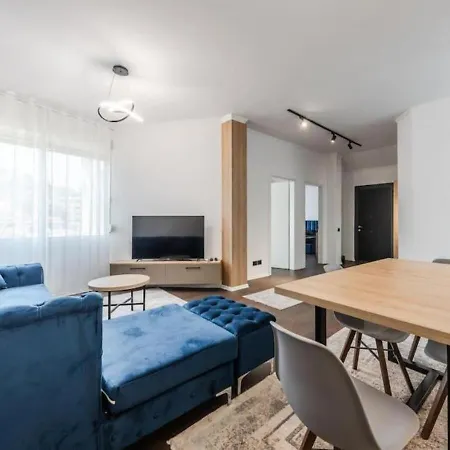 The Center Penthouse By Ps Apartment *
