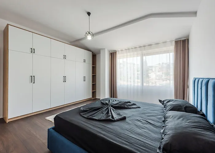 The Center Penthouse By Ps 公寓