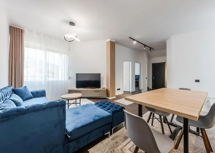 The Center Penthouse By Ps Apartment *